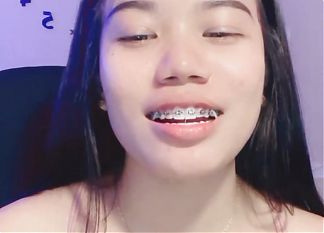 Massive squirt orgasm from cute petite asian girl